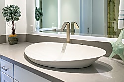 Mahana at Kaanapali Resort Unit 808