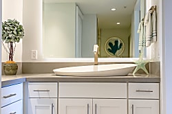 Mahana at Kaanapali Resort Unit 808