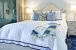 Mahana at Kaanapali Resort Unit 808