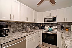 Kihei Alii Kai D-205