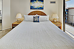 Kauhale Makai Renovated Condo