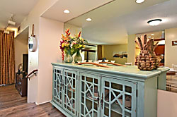 Kaanapali Royal Q101