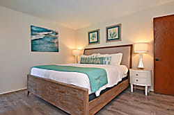 Kaanapali Royal Q101