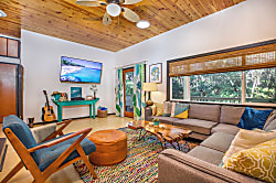 Hale Mauka Rainforest Retreat