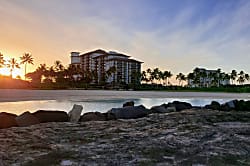 Alluring Beach Villa at Ko Olina