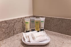 Ilikai Hotel Condo 9th Floor City View