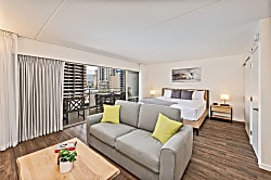 Ilikai Hotel Condo 9th Floor City View