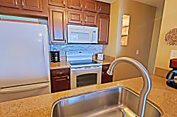 Kona Reef Oceanfront Condo Rental