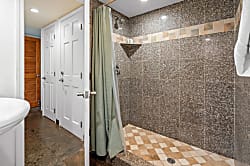 Valley Isle Resort Ground Floor Unit