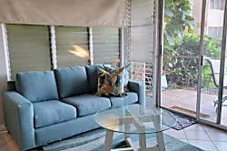 Hale Kai Unit 113 - Oceanview Corner Retreat