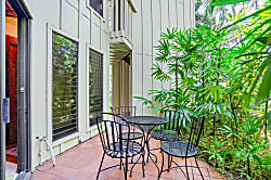 Waikomo Stream Villas 202