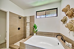 Shores at Waikoloa #214