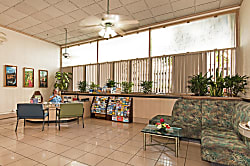 Waikiki Sunset Condo with Free Parking