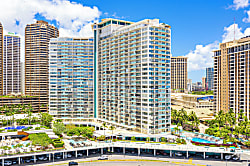 Ilikai Hotel Ocean View Condo 1777