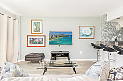 Ilikai Hotel Ocean View Condo 1777