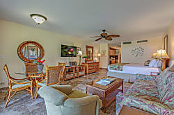 Maui Kaanapali Hale Anuenue Beachfront Condo