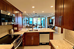 The Royal Mauian 516