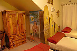 822 Regency, Moku Hale