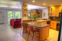 822 Regency, Moku Hale