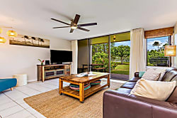 Beach Cozy North Shore Condo