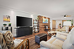 White Sands Village 2nd Floor Condo