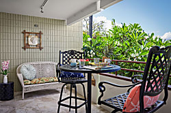 White Sands Village 2nd Floor Condo