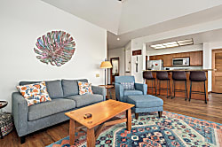 Waikoloa Shores Mountain View Condo