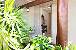 Mauna Lani Fairways 905