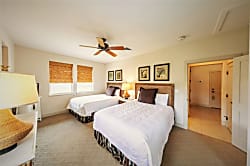 Hali'i Kai Corner Condo