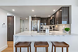 Ilikai Hotel Ocean View Condo 2BR