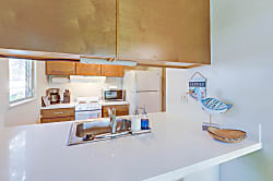 Plantation Hale Garden Level Corner Unit