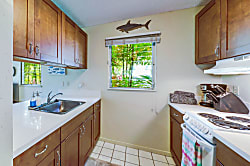 Plantation Hale Garden Level Corner Unit