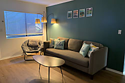 Remodeled Waimea Retreat