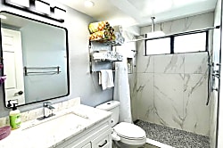 Kona Reef Resort Second-Floor Unit