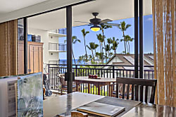 Aloha Spirit at Kona Alii