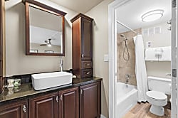 Aloha Spirit at Kona Alii