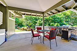 The Kahili Studio Retreat