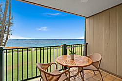 Pono Kai Resort Beachfront Condo Kapaa