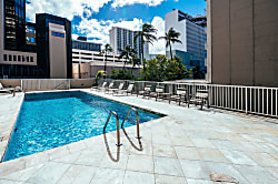 Marine Surf Waikiki Condo 2100