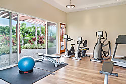 Hilton Pass Poolside Villa B