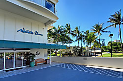 Waikiki Shore Ocean View Studio