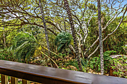 Waikomo Stream Villas 530