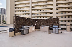 Hawaiian Monarch 16th Floor Studio Condo