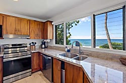 Kona Oceanfront Retreat