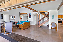 Kona Oceanfront Retreat