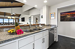 Kona Coast Resort #10-301