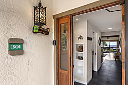Kona Coast Resort #10-301
