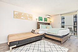 Marine Surf Waikiki Condo 2100