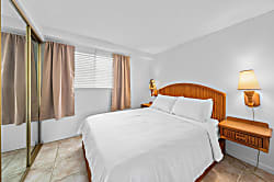 Kona Plaza Condo 2023