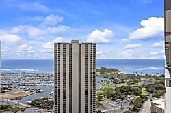 Ala Moana Hotel 30th Floor Ocean View Room